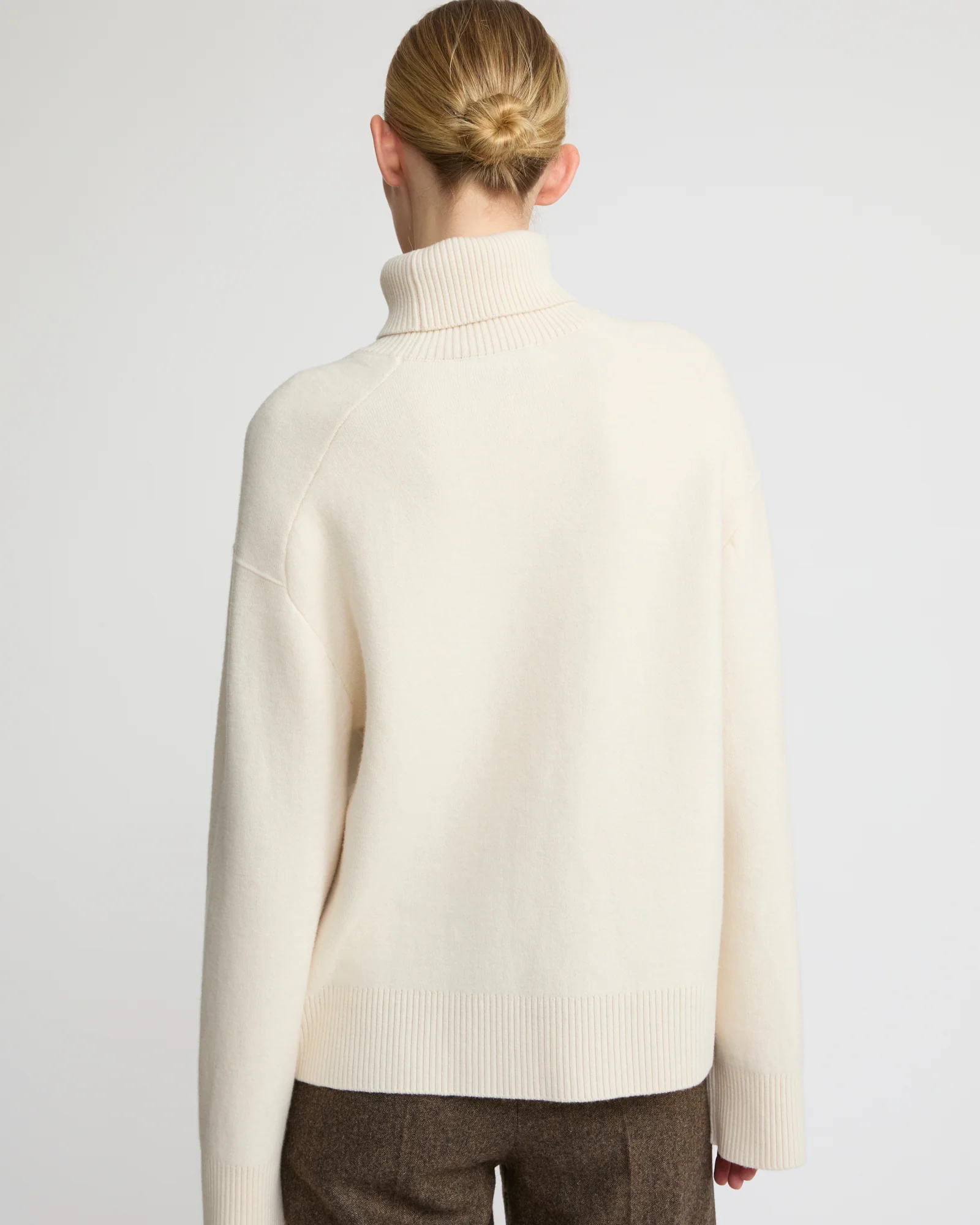 Knitted turtleneck sweater H - Imagen 4